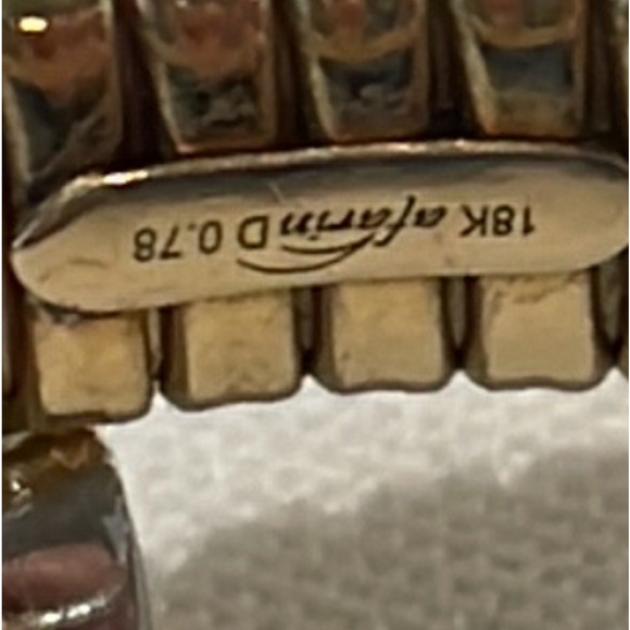 Afarin Collection Tubogas Diamond Bypass Cuff Bangle Bracelet in 18k - Picture 13 of 16